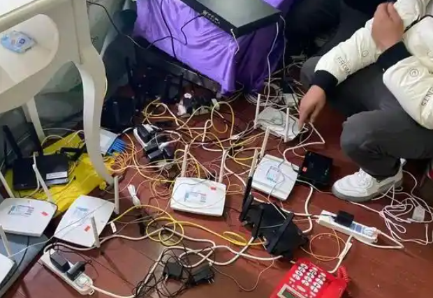 >提醒学生享受假日乐趣筑牢网络安全防线增强自我防护